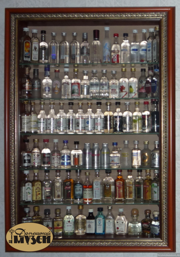 Витрина для мини-бутылочек (миньонов), 80 см x 50 см, вертикальная