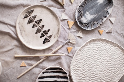 5 российских брендов, которые создают красивую посуду из глины